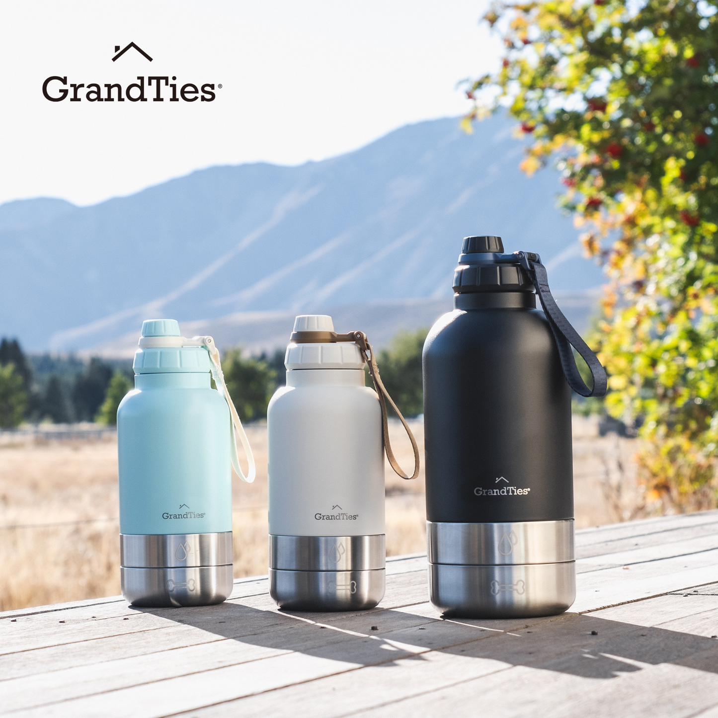 Insulated Stainless Steel Water Bottle with Two Detachable Bowls for Dogs and Pets| 32oz/950ml - GrandTies