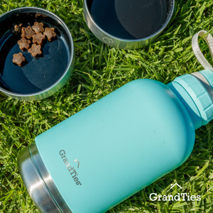 Insulated Stainless Steel Water Bottle with Two Detachable Bowls for Dogs and Pets| 64oz/1890ml - GrandTies