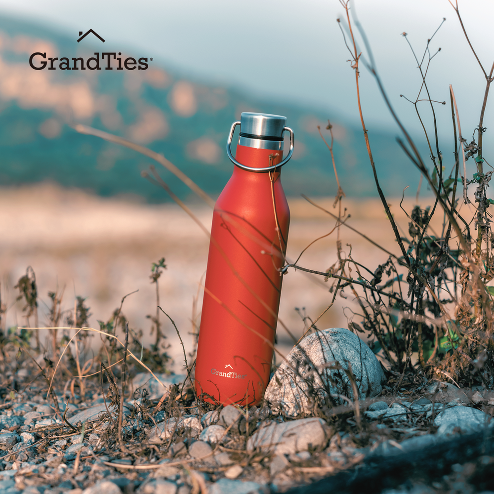 Insulated Water Bottle with Two Lids (Classic) | 21oz/620ml - Grandties