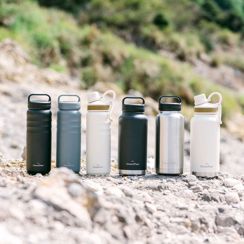 Insulated Travel Water Bottle with Two Stylish Ergonomic Handle Lids 32oz/946ml - Ivory White - GrandTies