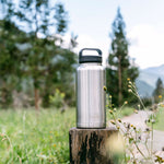 Insulated Travel Water Bottle with Two Stylish Ergonomic Handle Lids 32oz/946ml - Classic Silver - GrandTies