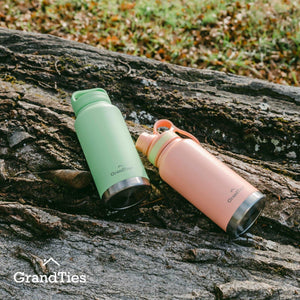 Insulated Travel Water Bottle with Two Stylish Ergonomic Handle Lids 32oz/946ml - Fresh Mint - Grandties